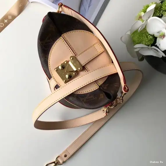 Louis Vuitton Duffle 0624